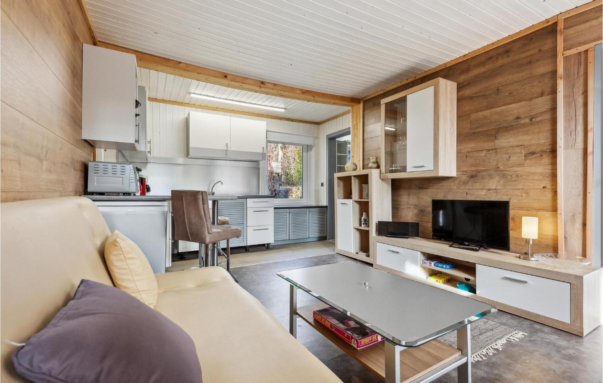 Nice Home In Zeulenroda-Triebes With Sauna Екстер'єр фото